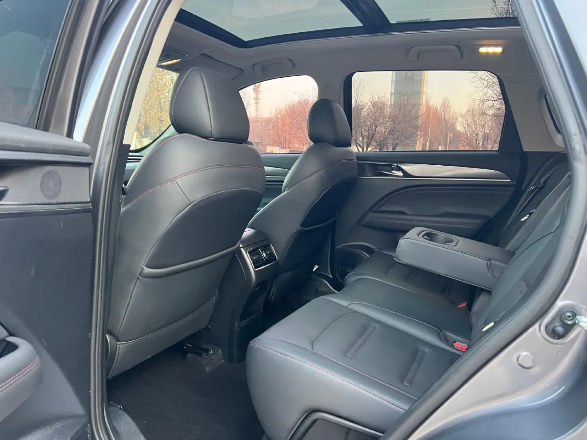 2022 GAC Trumpchi GS4 Plus 1.5T 169HP L4 6AT,autocango,china used car exporter,china ev exporter,chinese used car exporter,chinese used ev exporter