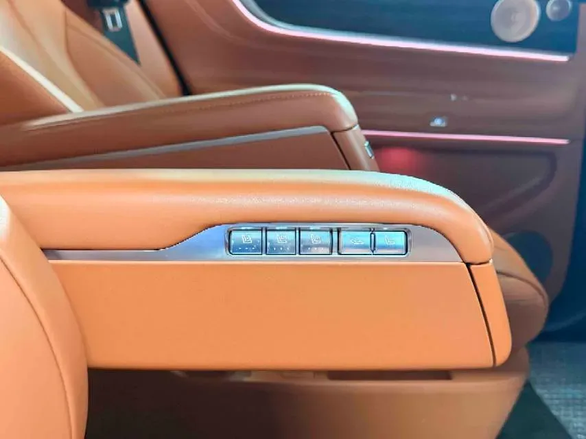 2024 HIMA AITO M9 1.5T 152HP L4 REEV 52KWH,autocango,china used car exporter,china ev exporter,chinese used car exporter,chinese used ev exporter