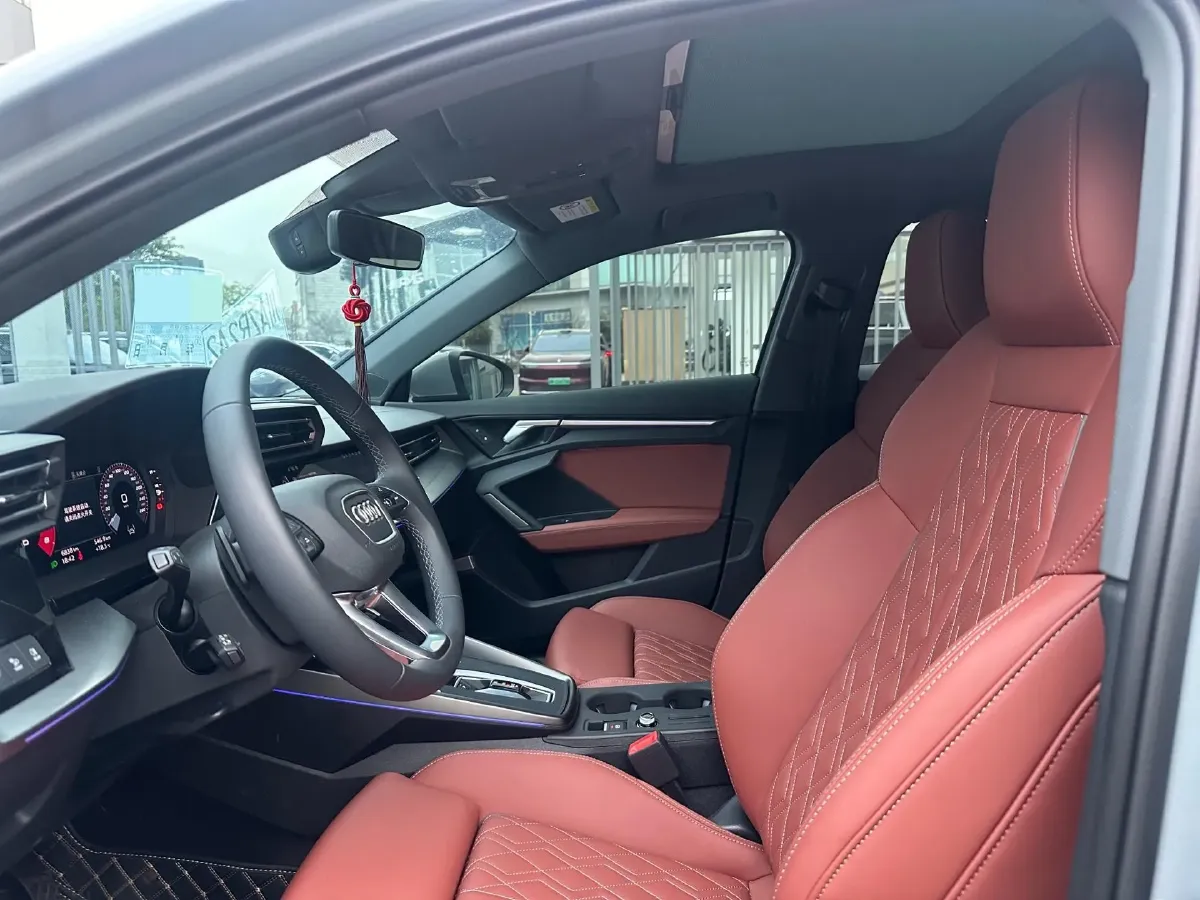 2025 Audi A3 1.5T 160HP L4 7DCT,autocango,china used car exporter,china ev exporter,chinese used car exporter,chinese used ev exporter