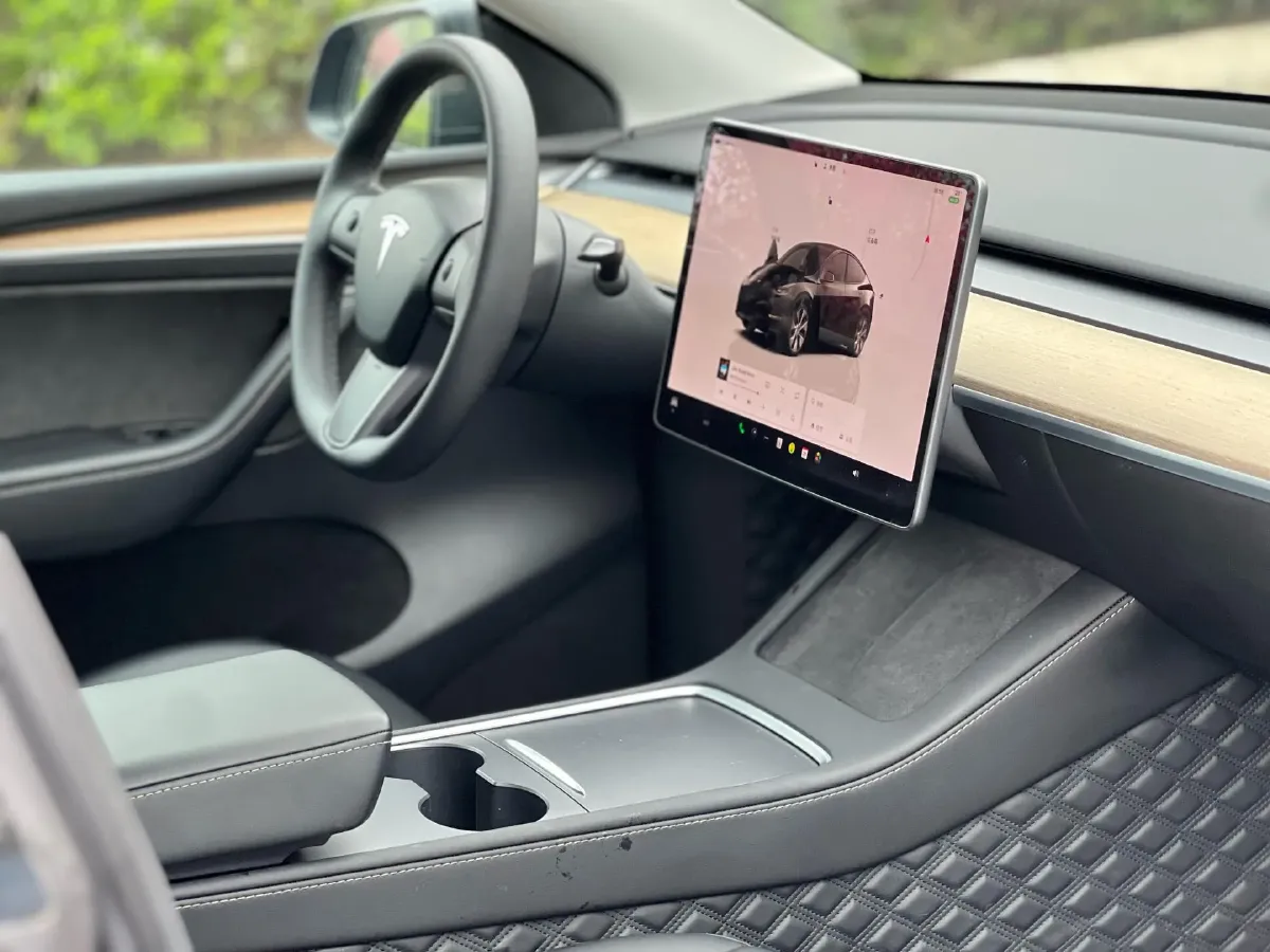 2022 Tesla Model Y BEV 60KWH,autocango,china used car exporter,china ev exporter,chinese used car exporter,chinese used ev exporter