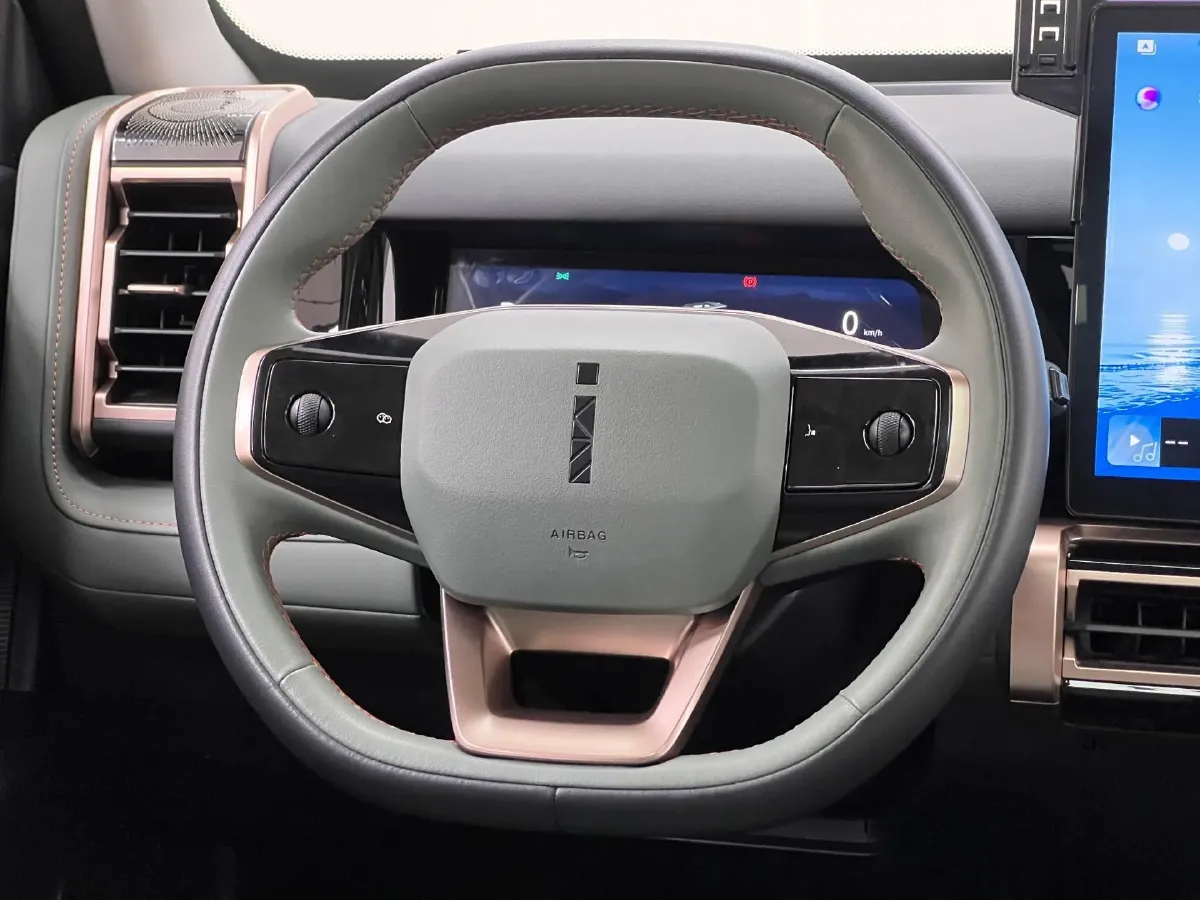 2024 iCAR iCAR 03 BEV 65.69KWH,autocango,china used car exporter,china ev exporter,chinese used car exporter,chinese used ev exporter