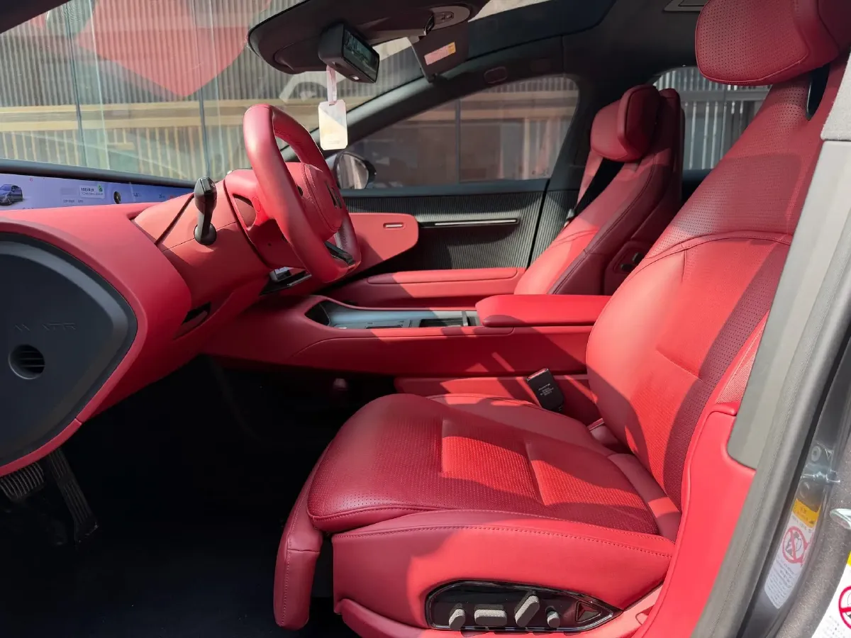 2025 Avatr 12 1.5T 156HP L4 REEV,autocango,china used car exporter,china ev exporter,chinese used car exporter,chinese used ev exporter