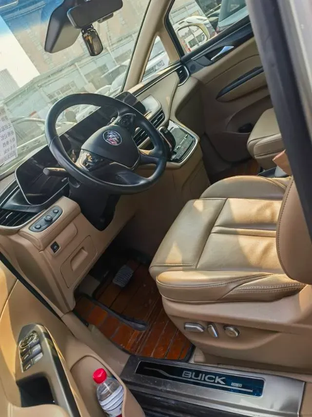 2020 Buick GL8 2.0T 237HP L4 9AT,autocango,china used car exporter,china ev exporter,chinese used car exporter,chinese used ev exporter