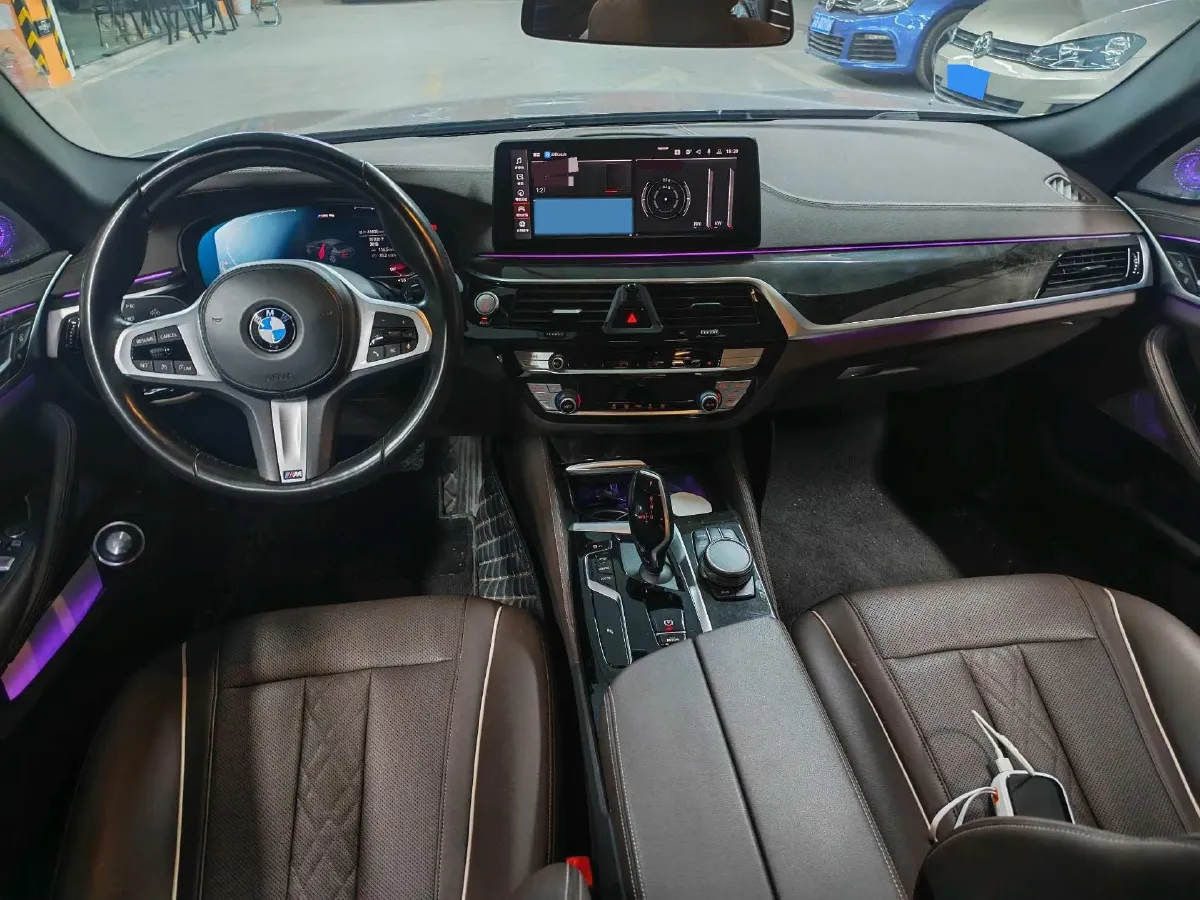 2021 BMW 5 Series 2.0T 184HP L4 8AT,autocango,china used car exporter,china ev exporter,chinese used car exporter,chinese used ev exporter