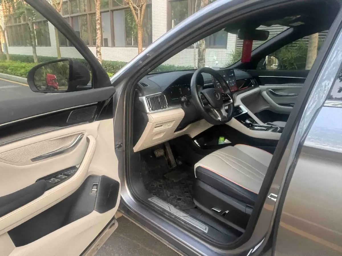 2021 Geely JiaJi 1.5T 177HP L3 7DCT PHEV 11.3KWH,autocango,china used car exporter,china ev exporter,chinese used car exporter,chinese used ev exporter