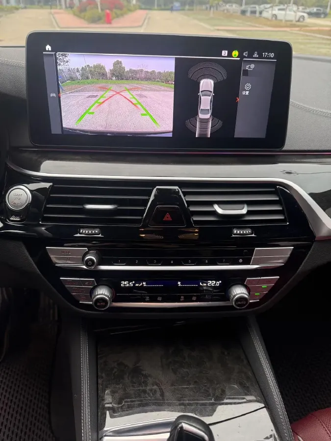 2022 BMW 5 Series 2.0T 184HP L4 8AT,autocango,china used car exporter,china ev exporter,chinese used car exporter,chinese used ev exporter