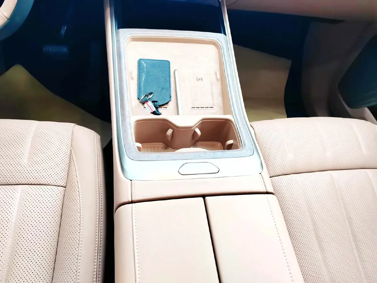 2025 ONVO L90 BEV,autocango,china used car exporter,china ev exporter,chinese used car exporter,chinese used ev exporter