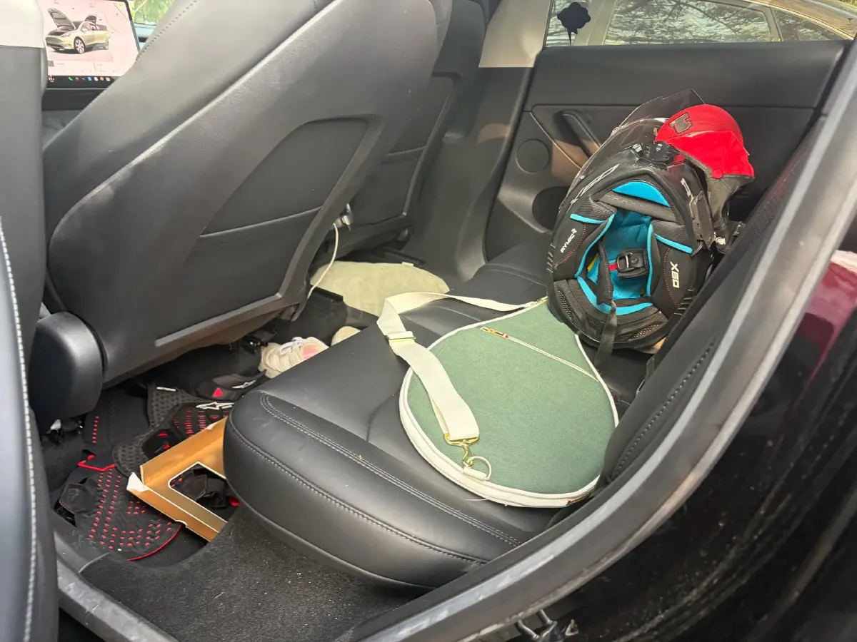 2022 Tesla Model Y BEV 60KWH,autocango,china used car exporter,china ev exporter,chinese used car exporter,chinese used ev exporter