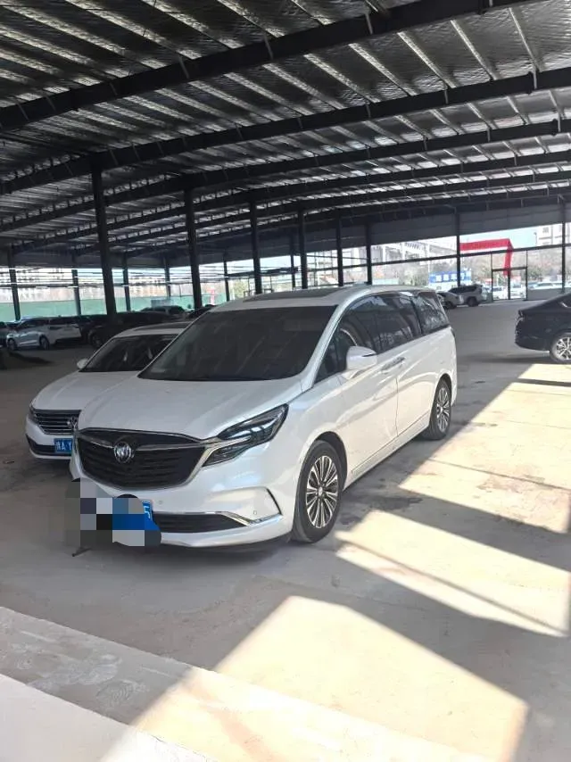 2022 Buick GL8 2.0T 237HP L4 9AT,autocango,china used car exporter,china ev exporter,chinese used car exporter,chinese used ev exporter