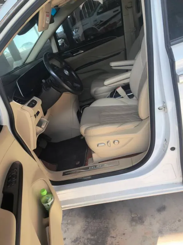 2022 Buick GL8 2.0T 237HP L4 9AT,autocango,china used car exporter,china ev exporter,chinese used car exporter,chinese used ev exporter