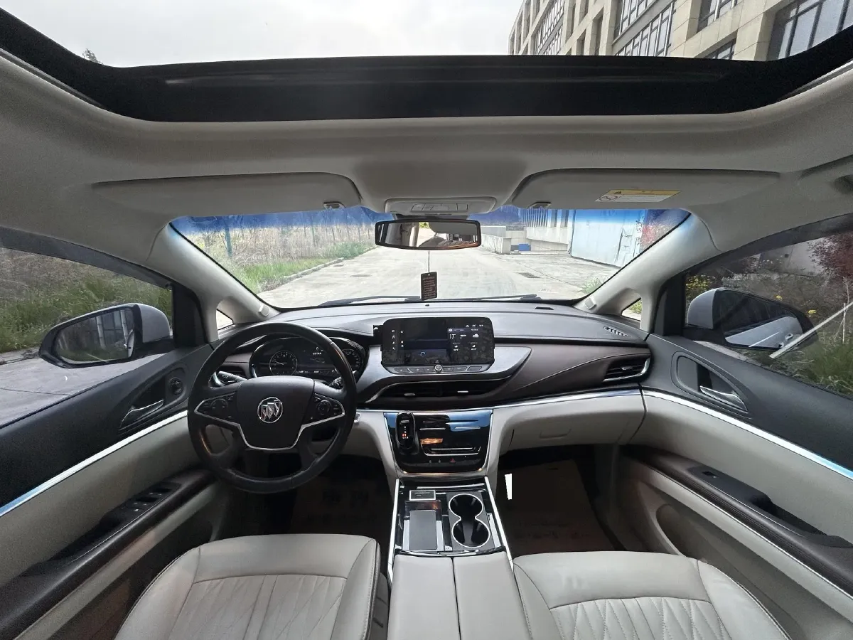 2022 Buick GL8 2.0T 237HP L4 9AT,autocango,china used car exporter,china ev exporter,chinese used car exporter,chinese used ev exporter