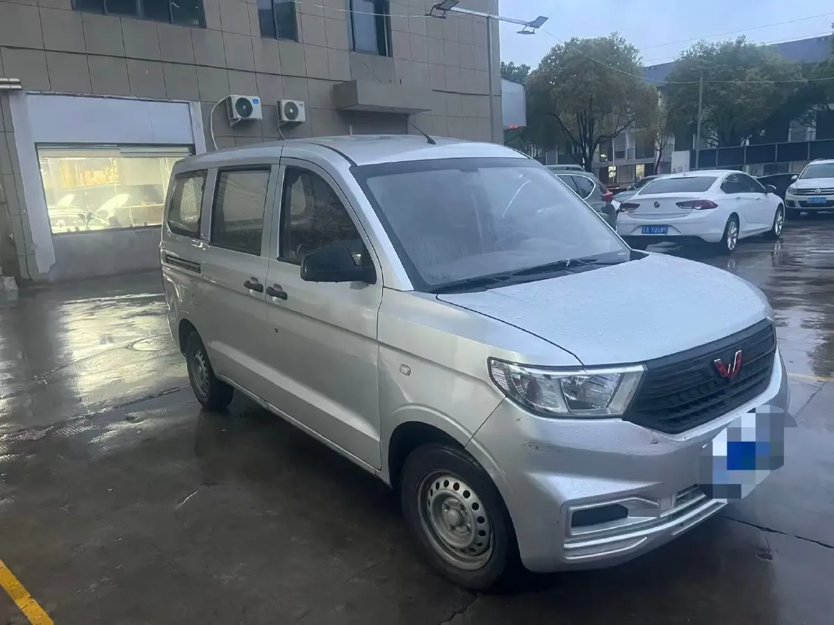 2019 HanTeng X5 1.5L 112HP L4 5MT,autocango,china used car exporter,china ev exporter,chinese used car exporter,chinese used ev exporter