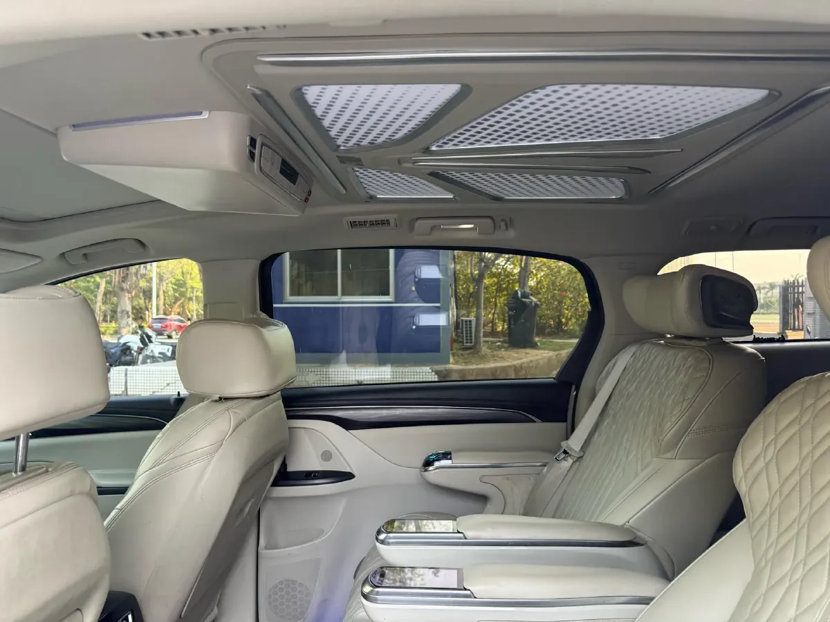 2021 Buick GL8 2.0T 237HP L4 9AT,autocango,china used car exporter,china ev exporter,chinese used car exporter,chinese used ev exporter