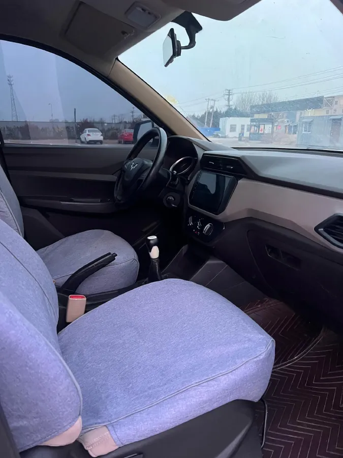 2018 WuLing HongGuang 1.5L 105HP L4 5MT,autocango,china used car exporter,china ev exporter,chinese used car exporter,chinese used ev exporter