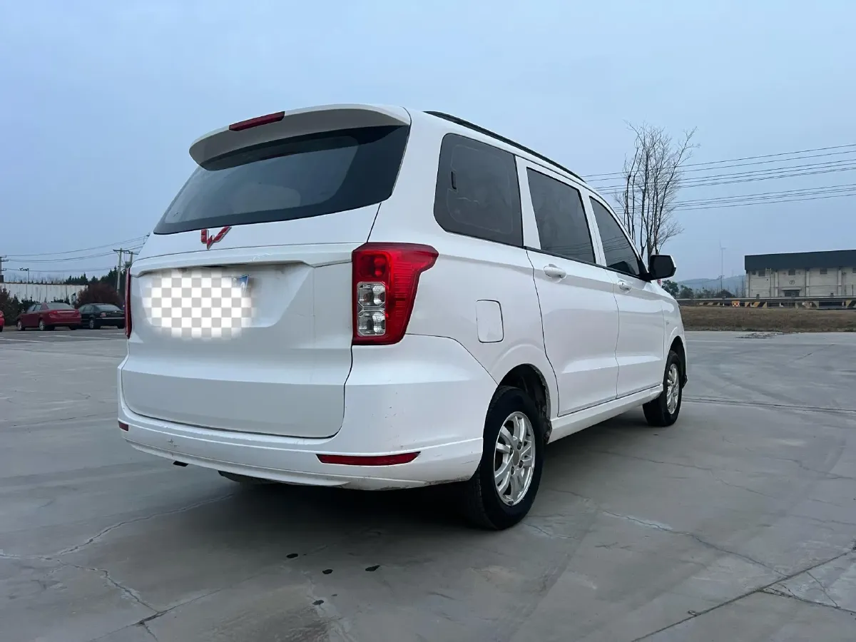 2018 WuLing HongGuang 1.5L 105HP L4 5MT,autocango,china used car exporter,china ev exporter,chinese used car exporter,chinese used ev exporter