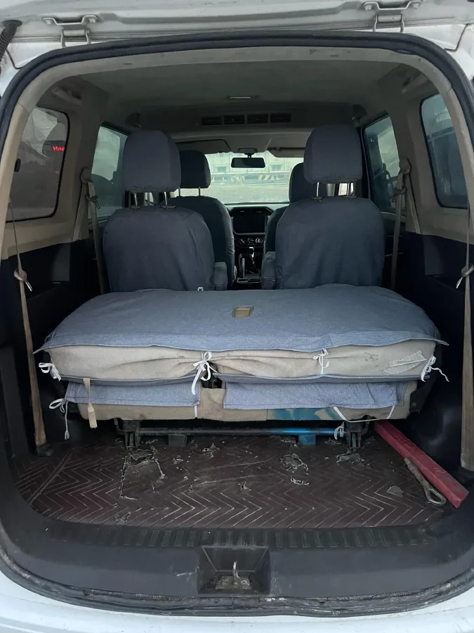 2018 WuLing HongGuang 1.5L 105HP L4 5MT,autocango,china used car exporter,china ev exporter,chinese used car exporter,chinese used ev exporter