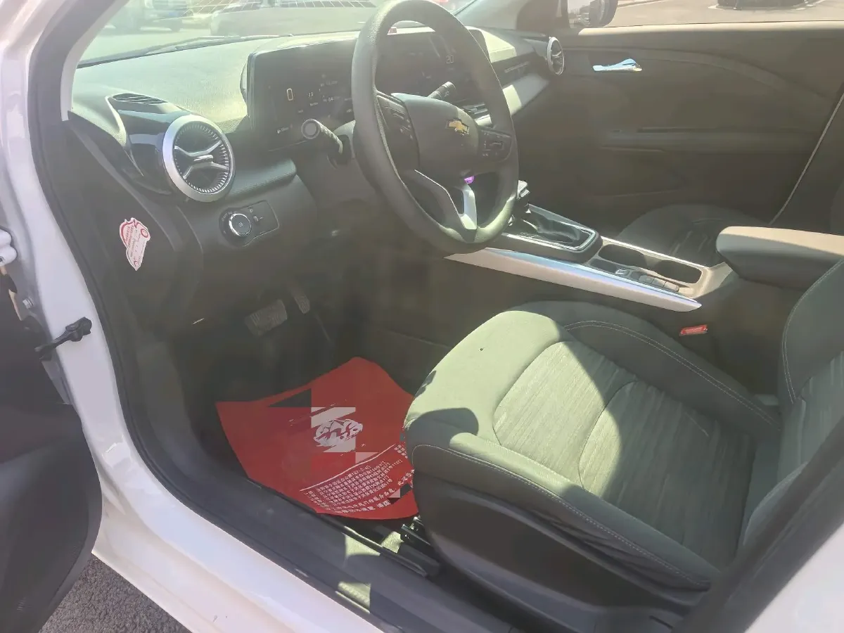 2023 Chevrolet Monza 1.5L 113HP L4 6DCT,autocango,china used car exporter,china ev exporter,chinese used car exporter,chinese used ev exporter