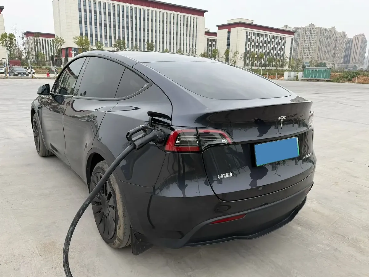 2024 Iveco OuSheng BEV 77.28KWH,autocango,china used car exporter,china ev exporter,chinese used car exporter,chinese used ev exporter