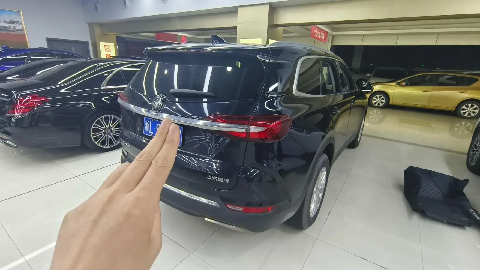 2022 Buick Enclave 2.0T 237HP L4 9AT,autocango,china used car exporter,china ev exporter,chinese used car exporter,chinese used ev exporter