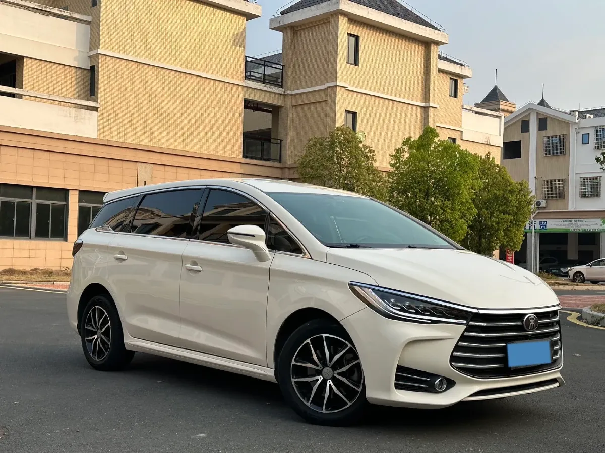 2018 BYD Song MAX 1.5T 154HP L4 6MT,autocango,china used car exporter,china ev exporter,chinese used car exporter,chinese used ev exporter