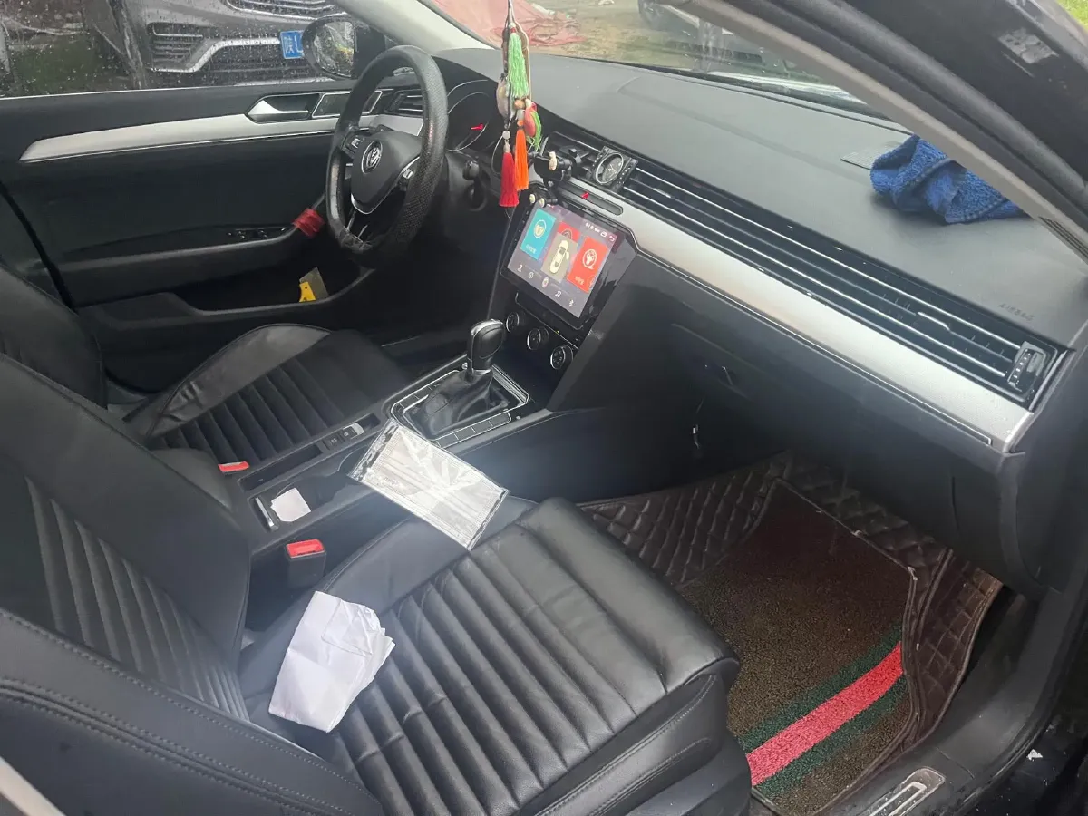 2018 Volkswagen Magotan 1.8T 180HP L4 7DCT,autocango,china used car exporter,china ev exporter,chinese used car exporter,chinese used ev exporter