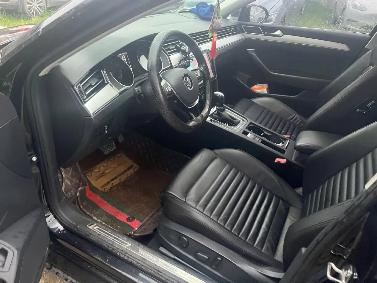 2018 Volkswagen Magotan 1.8T 180HP L4 7DCT,autocango,china used car exporter,china ev exporter,chinese used car exporter,chinese used ev exporter