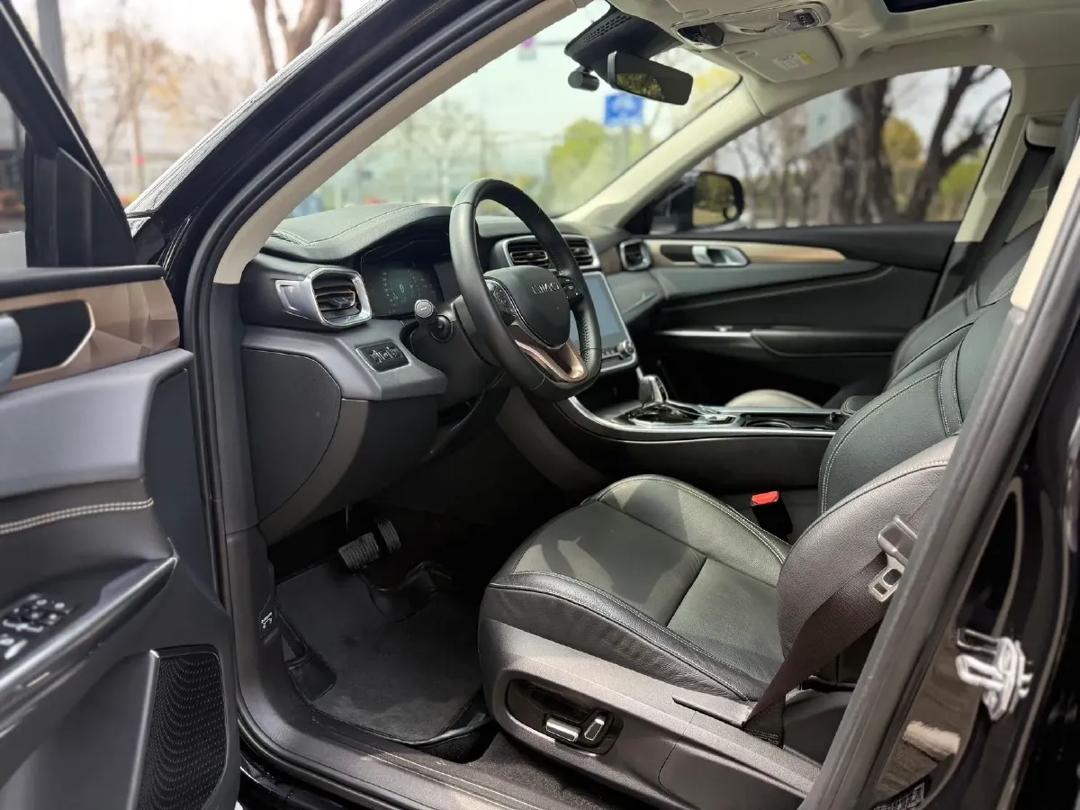 2018 Foton Tunland 2.0T 218HP L4 6AT,autocango,china used car exporter,china ev exporter,chinese used car exporter,chinese used ev exporter