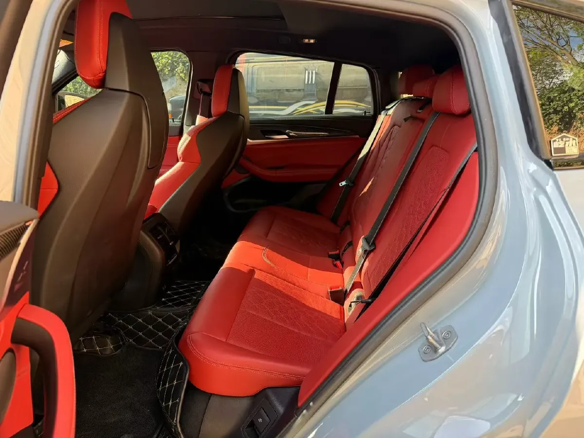 2022 BMW X4 M 3.0T 510HP L6 8AT,autocango,china used car exporter,china ev exporter,chinese used car exporter,chinese used ev exporter