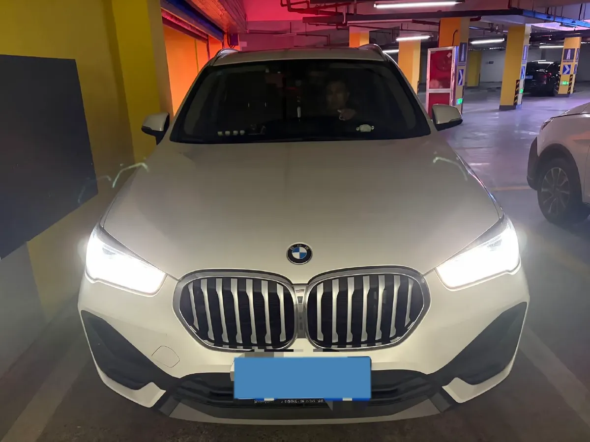 2020 BMW X1 2.0T 192HP L4 7DCT,autocango,china used car exporter,china ev exporter,chinese used car exporter,chinese used ev exporter