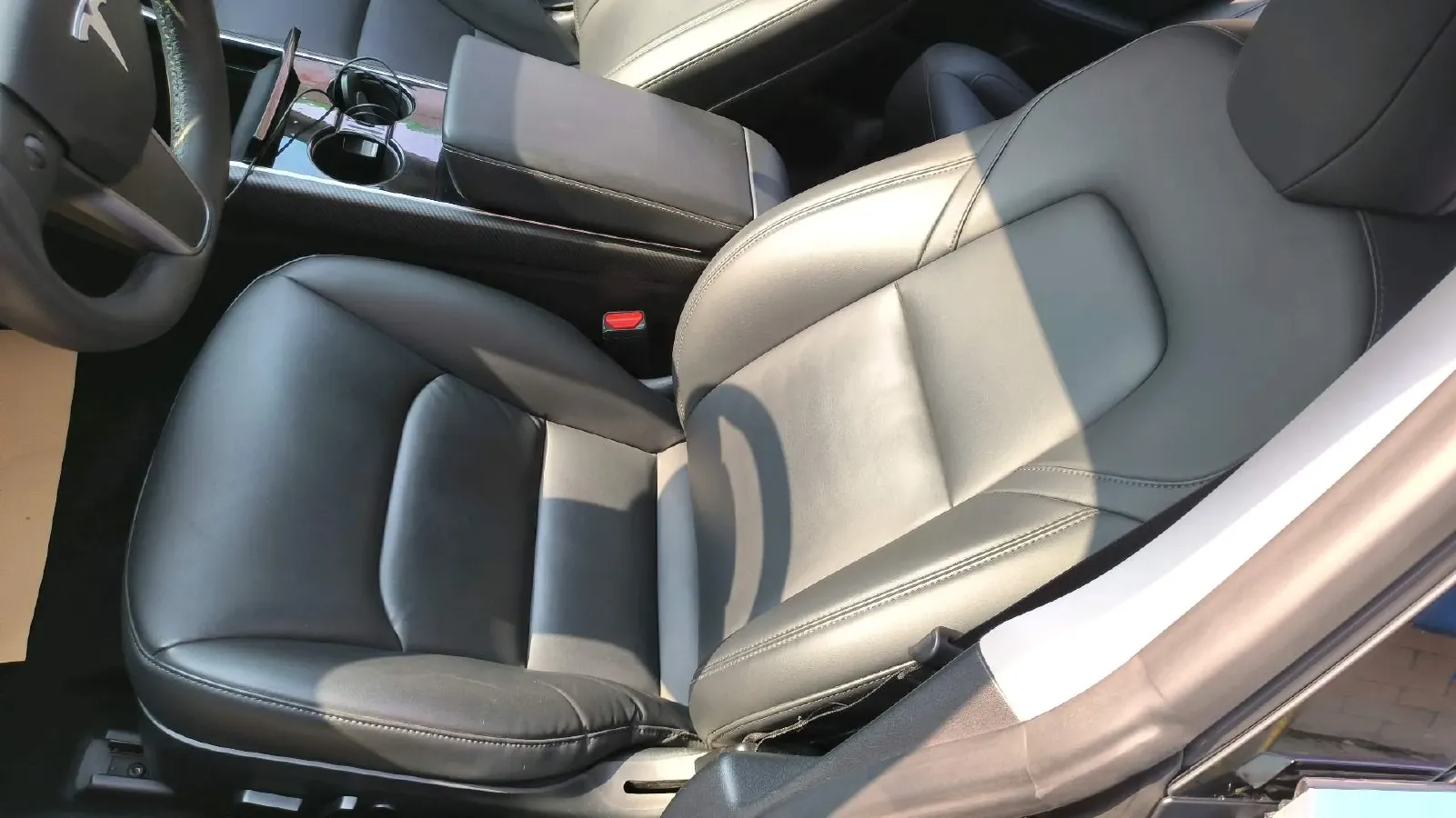 2020 Tesla Model 3 BEV 55KWH,autocango,china used car exporter,china ev exporter,chinese used car exporter,chinese used ev exporter