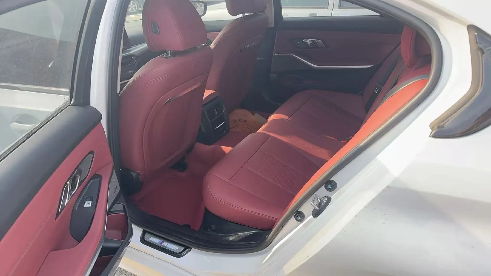 2025 BMW 3 Series 2.0T 245HP L4 8AT,autocango,china used car exporter,china ev exporter,chinese used car exporter,chinese used ev exporter