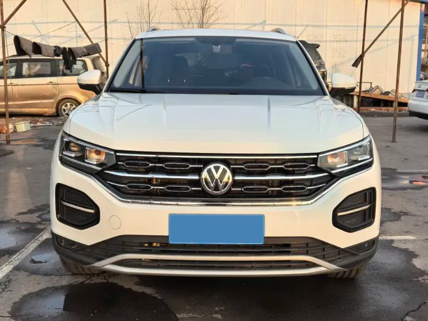 2019 Jeep Cherokee 2.0T 234HP L4 9AT,autocango,china used car exporter,china ev exporter,chinese used car exporter,chinese used ev exporter