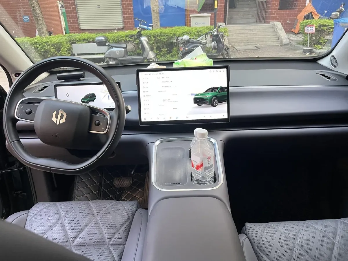 2026 Leapmotor C16 REEV 95HP REEV,autocango,china used car exporter,china ev exporter,chinese used car exporter,chinese used ev exporter