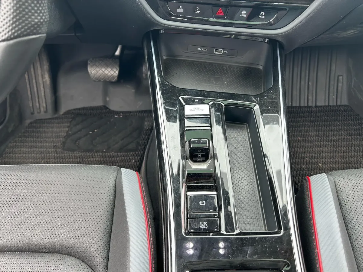 2023 Volkswagen Lamando 1.4T 150HP L4 7DCT,autocango,china used car exporter,china ev exporter,chinese used car exporter,chinese used ev exporter