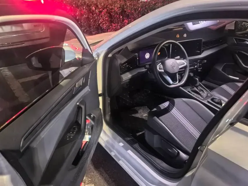 2024 Volkswagen Sagitar 1.2T 116HP L4 7DCT,autocango,china used car exporter,china ev exporter,chinese used car exporter,chinese used ev exporter