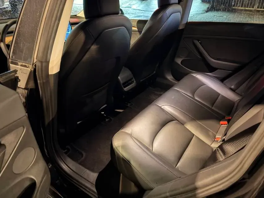 2021 Tesla Model 3 BEV 55KWH,autocango,china used car exporter,china ev exporter,chinese used car exporter,chinese used ev exporter