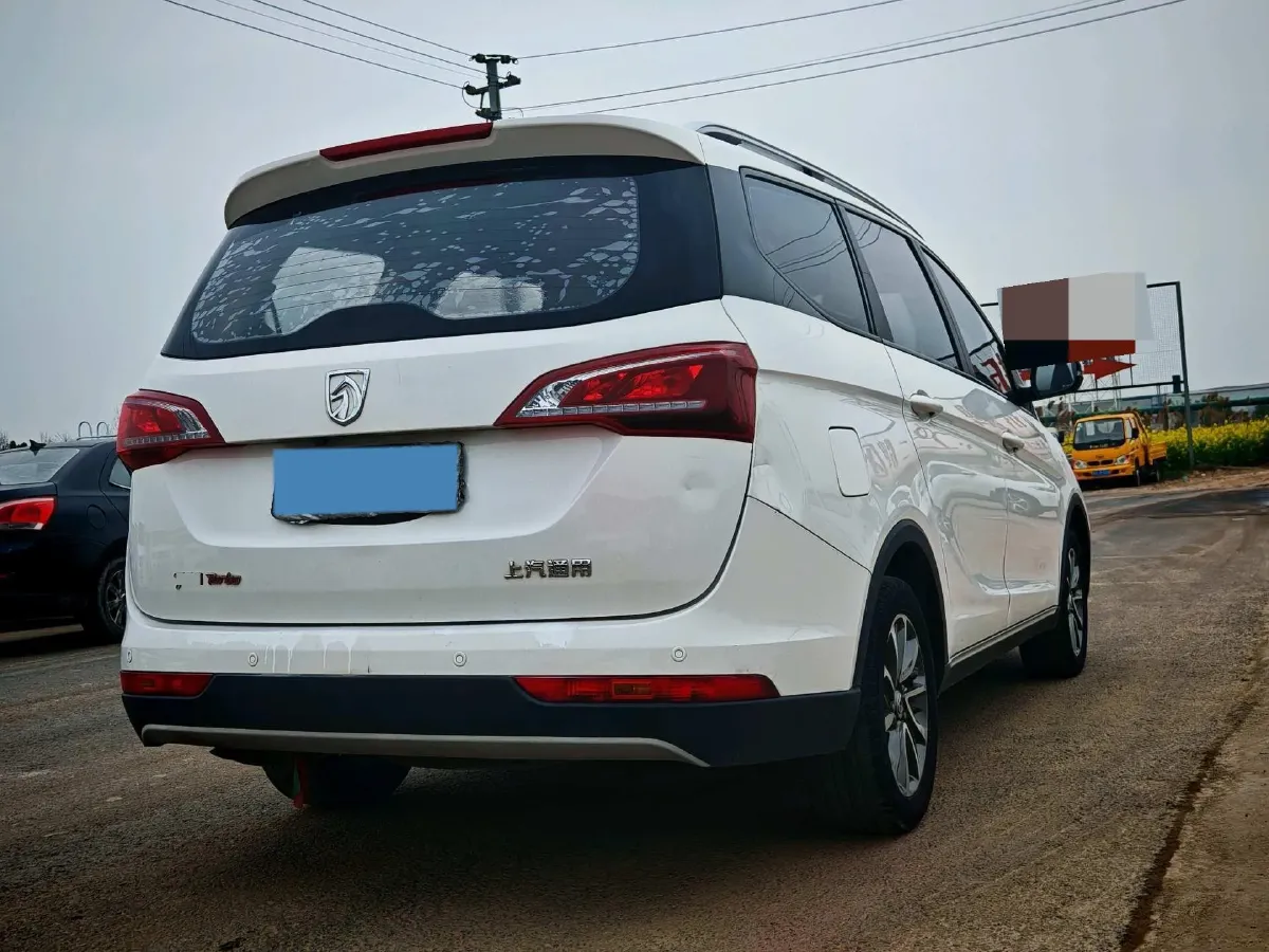 2019 BaoJun 730 1.5T 151HP L4 CVT,autocango,china used car exporter,china ev exporter,chinese used car exporter,chinese used ev exporter