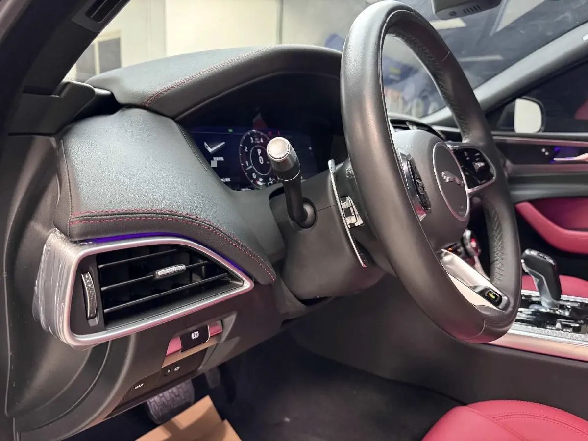 2021 Jaguar XEL 2.0T 250HP L4 8AT,autocango,china used car exporter,china ev exporter,chinese used car exporter,chinese used ev exporter