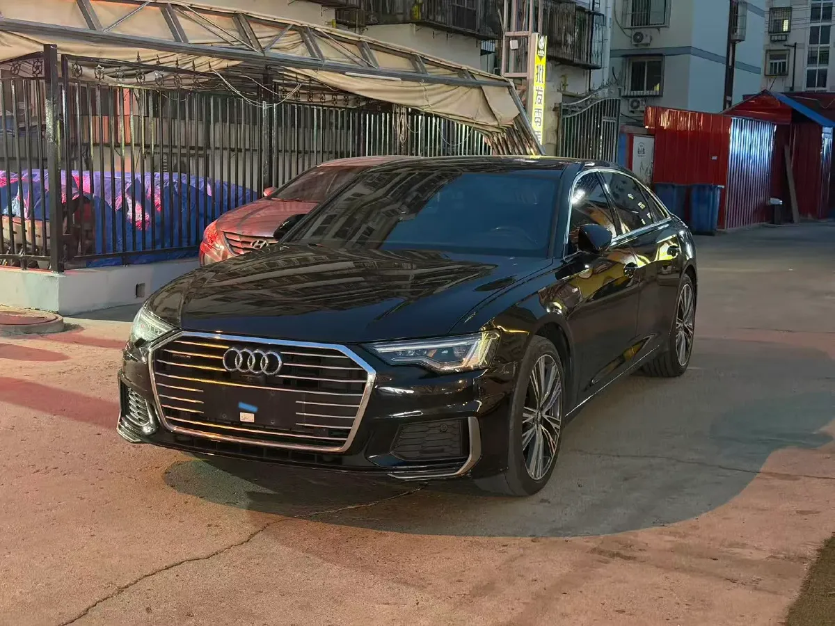 2019 Mercedes-Benz GLC Class 2.0T 245HP L4 9AT,autocango,china used car exporter,china ev exporter,chinese used car exporter,chinese used ev exporter