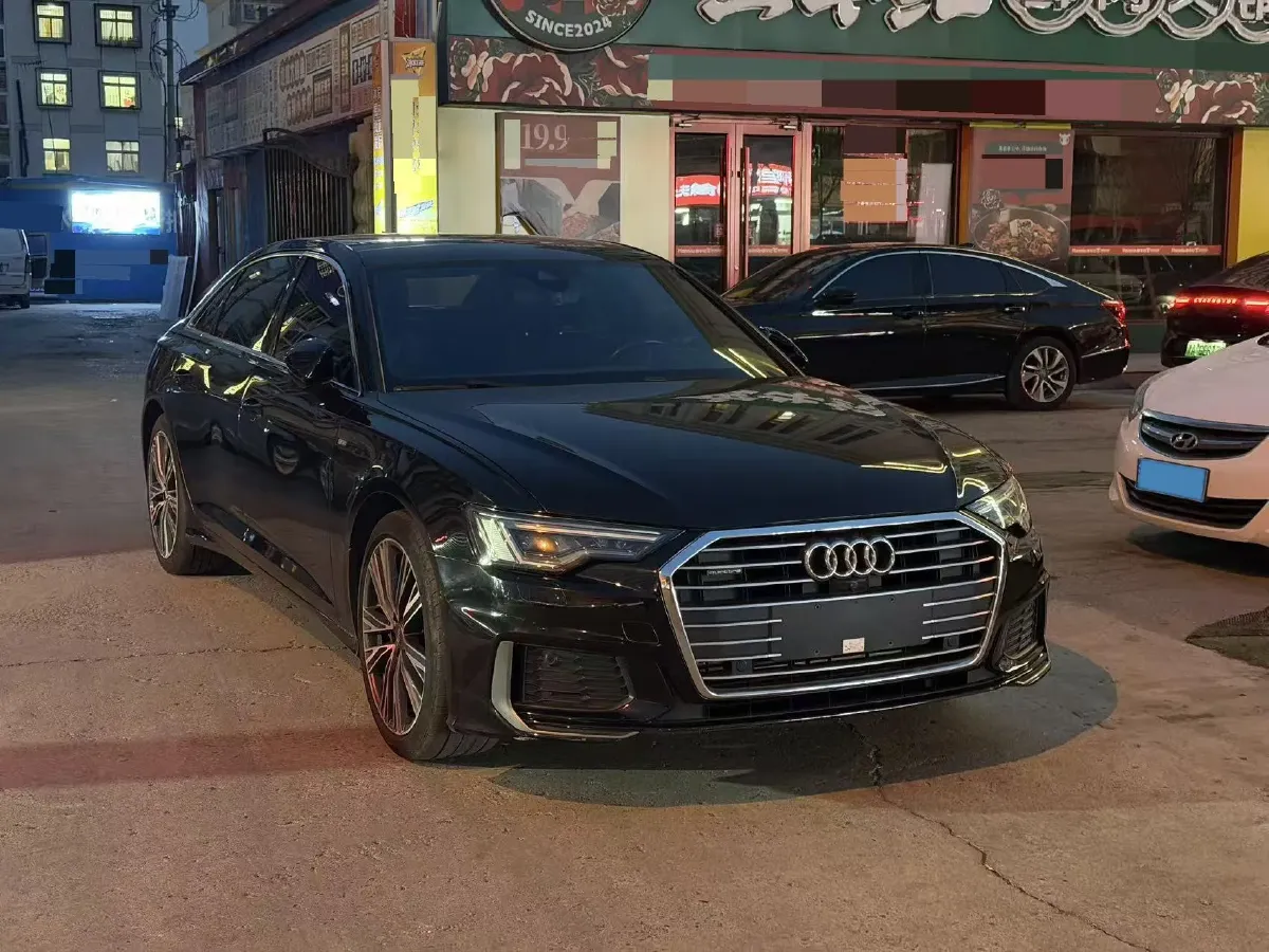 2019 Mercedes-Benz GLC Class 2.0T 245HP L4 9AT,autocango,china used car exporter,china ev exporter,chinese used car exporter,chinese used ev exporter