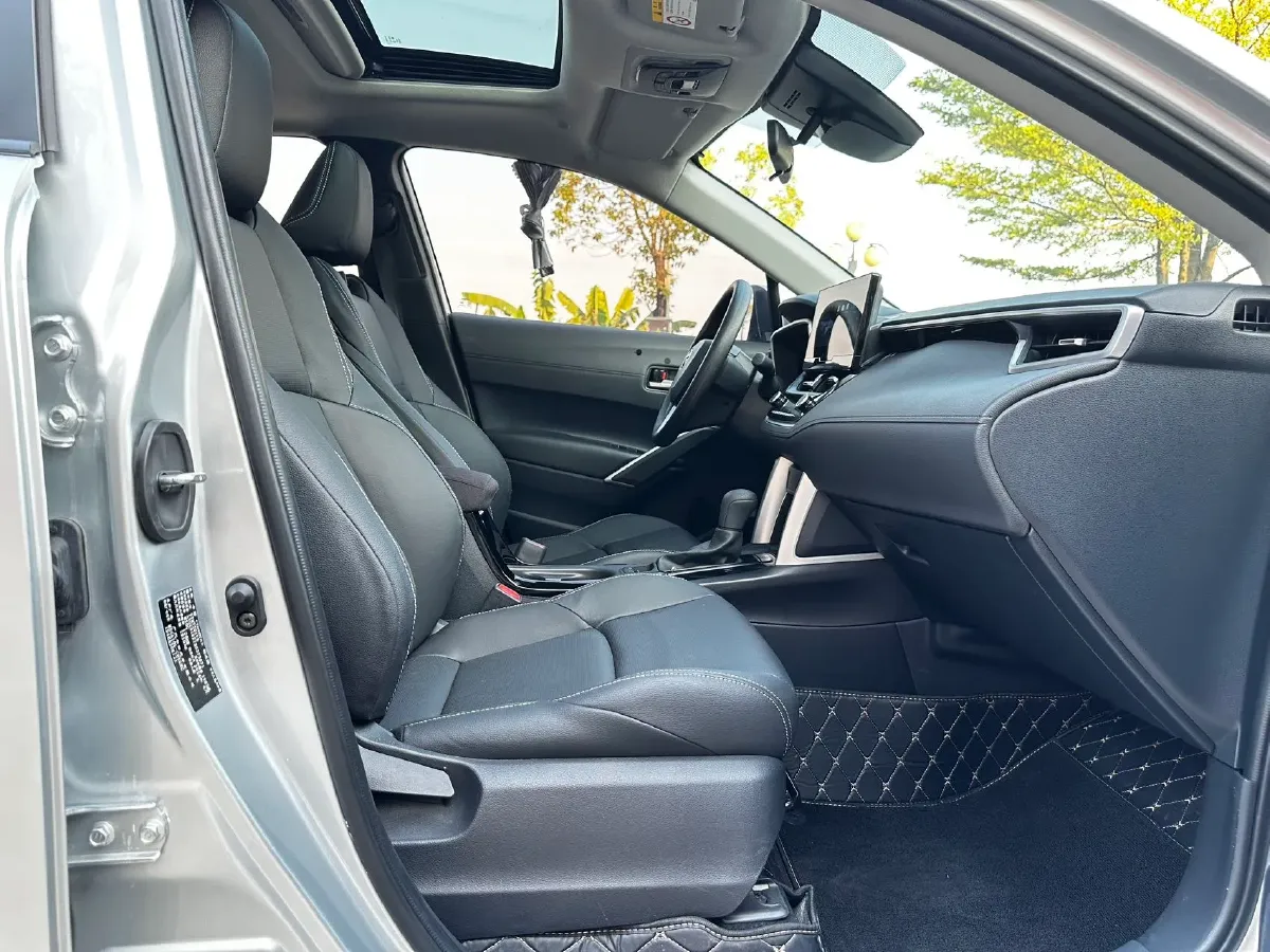 2024 Toyota Frontlander 2.0L 171HP L4 CVT,autocango,china used car exporter,china ev exporter,chinese used car exporter,chinese used ev exporter