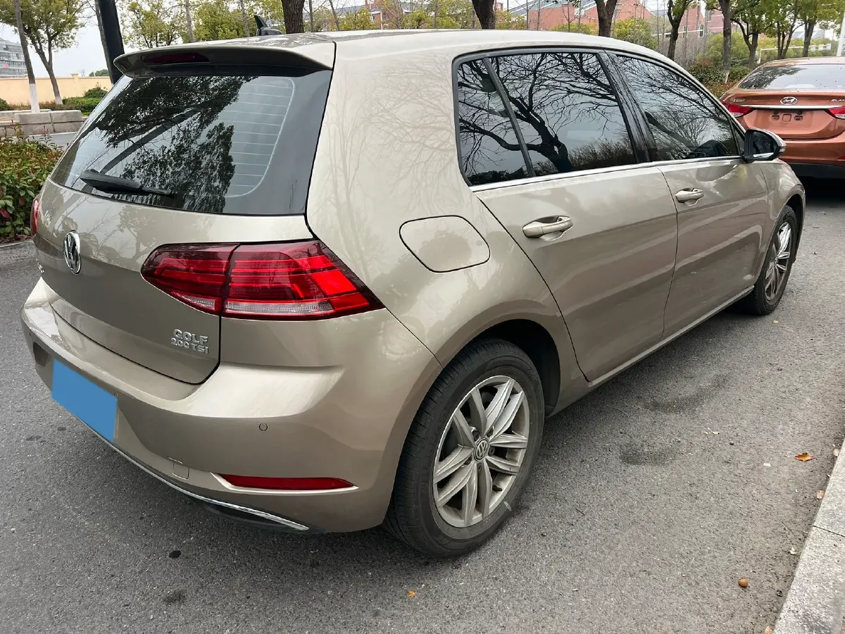 2019 Volkswagen Golf 1.2T 116HP L4 7DCT,autocango,china used car exporter,china ev exporter,chinese used car exporter,chinese used ev exporter