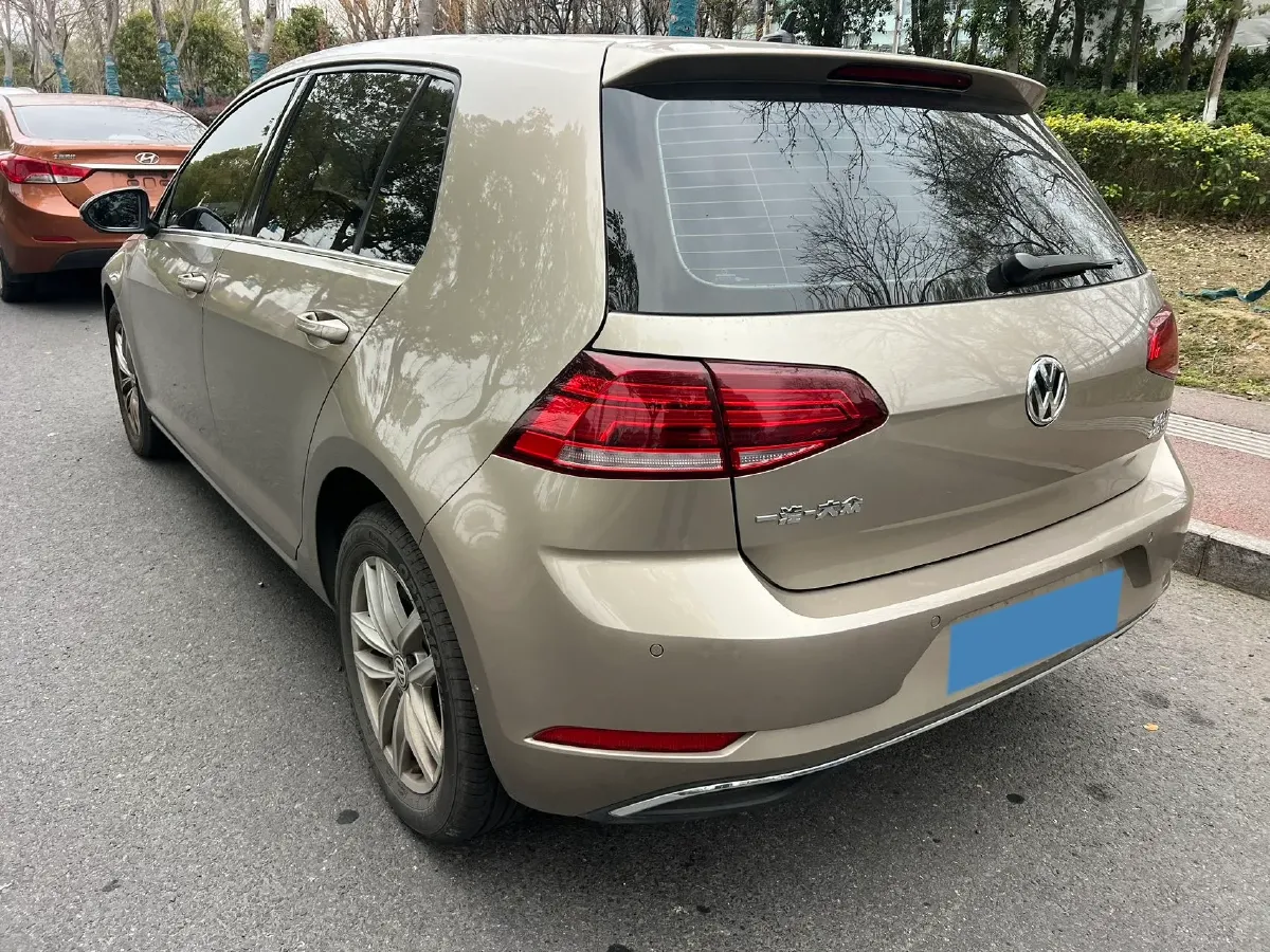 2019 Volkswagen Golf 1.2T 116HP L4 7DCT,autocango,china used car exporter,china ev exporter,chinese used car exporter,chinese used ev exporter