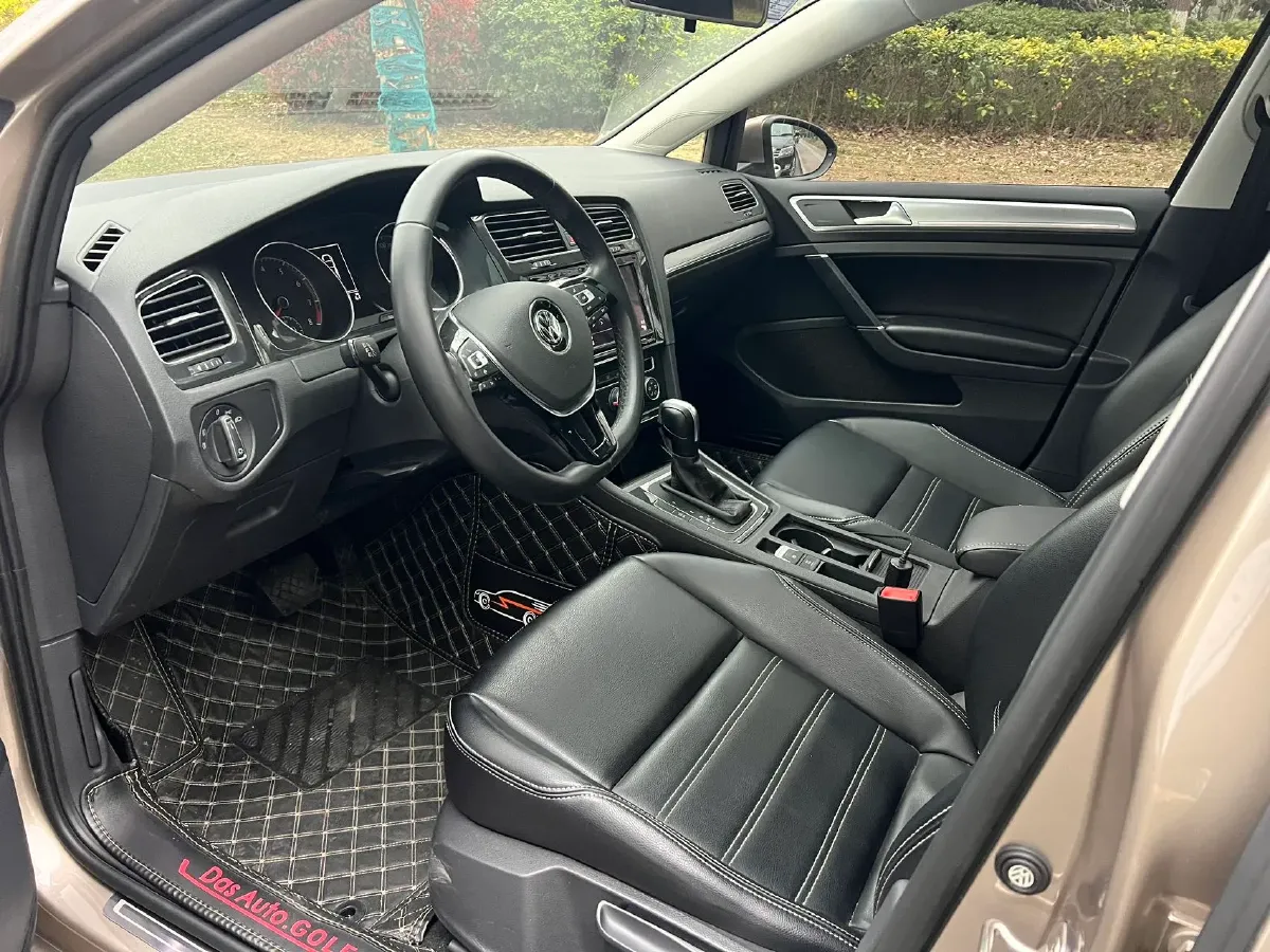 2019 Volkswagen Golf 1.2T 116HP L4 7DCT,autocango,china used car exporter,china ev exporter,chinese used car exporter,chinese used ev exporter