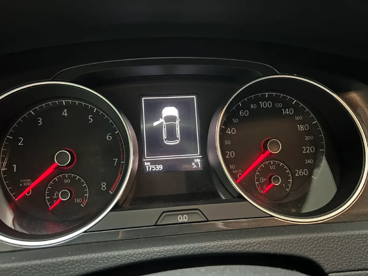 2019 Volkswagen Golf 1.2T 116HP L4 7DCT,autocango,china used car exporter,china ev exporter,chinese used car exporter,chinese used ev exporter