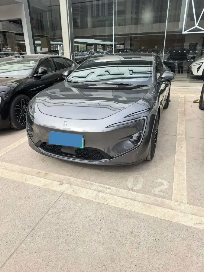 2025 Avatr 12 1.5T 156HP L4 REEV 39.05KWH,autocango,china used car exporter,china ev exporter,chinese used car exporter,chinese used ev exporter