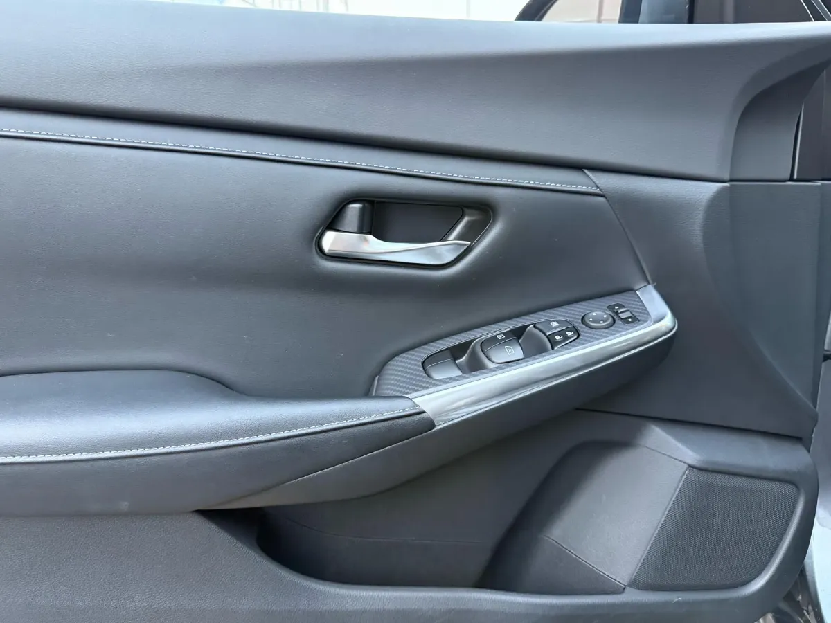 2021 Nissan Sylphy 1.6L 135HP L4 CVT,autocango,china used car exporter,china ev exporter,chinese used car exporter,chinese used ev exporter