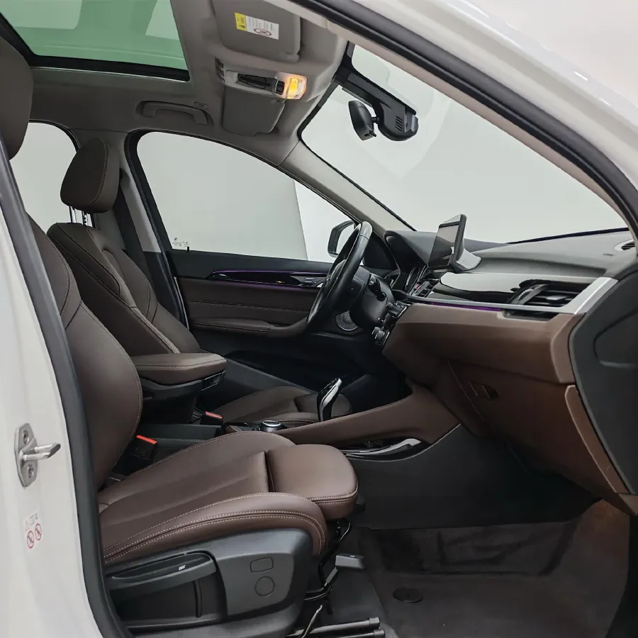 2021 BMW X1 1.5T 140HP L3 7DCT,autocango,china used car exporter,china ev exporter,chinese used car exporter,chinese used ev exporter