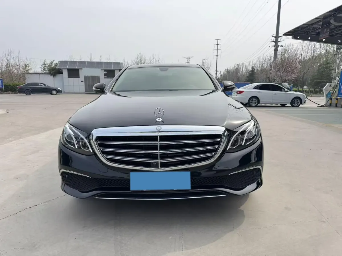 2020 Mercedes-Benz E Class 2.0T 258HP L4 9AT,autocango,china used car exporter,china ev exporter,chinese used car exporter,chinese used ev exporter