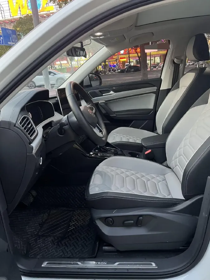 2023 Volkswagen Tayron 1.5T 160HP L4 7DCT,autocango,china used car exporter,china ev exporter,chinese used car exporter,chinese used ev exporter